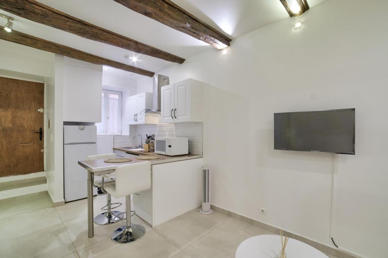 Superb Flat Near The Beach In อองทีบส์ ภายนอก รูปภาพ
